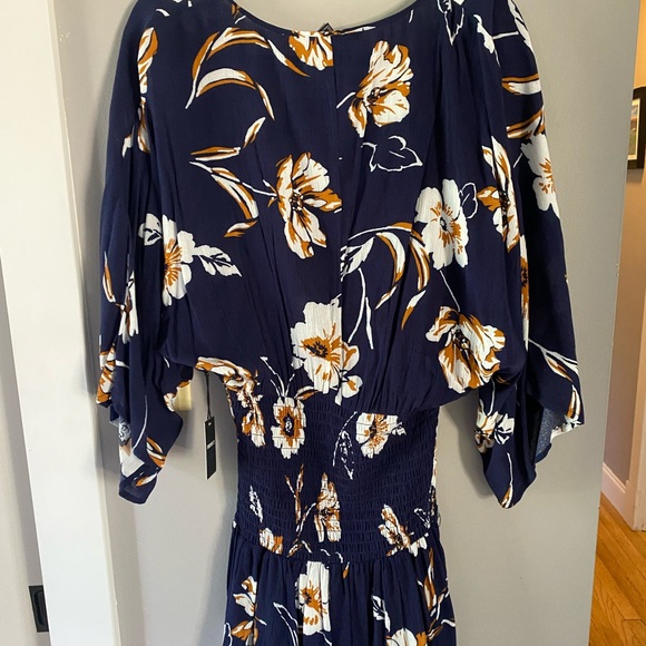 Forever 21 Woven Dress - Picture 2 of 7